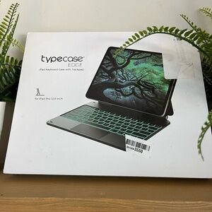 Typecase Edge Keyboard for iPad 10th Generation (12.9", 2022)
